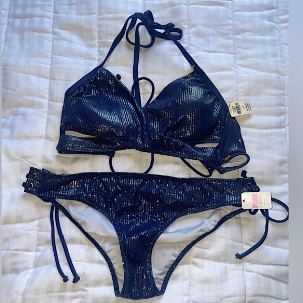 🆕🔥PINK BY VS GORGEOUS SHIMMERING BLUE 2PIECE BIKINI/PINK SPELLED IN SILVER